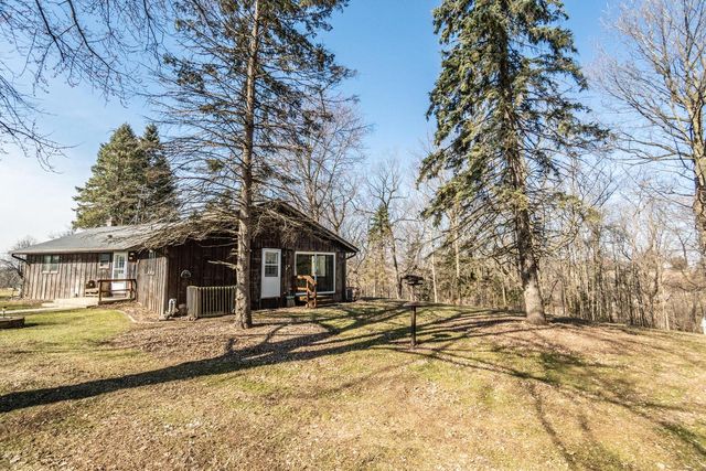 6372 Wildlife ROAD, Allenton, WI 53002
