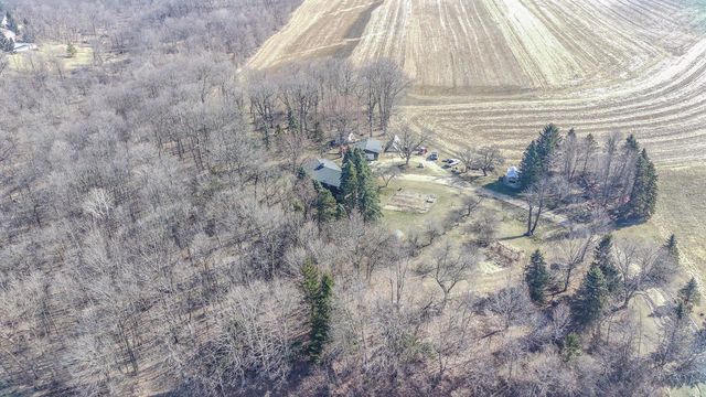 6372 Wildlife ROAD, Allenton, WI 53002