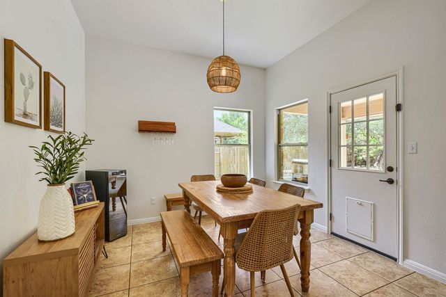439 Drury LN, Austin, TX 78737