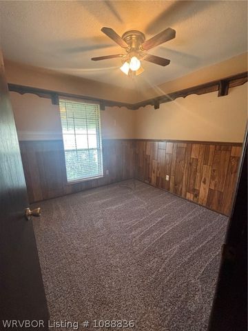 1409 N 26th Street, Van Buren, AR 72956