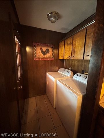 1409 N 26th Street, Van Buren, AR 72956