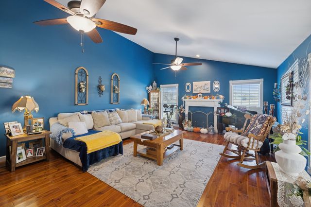 3280 Bethel Rd, Smithville, TN 37166