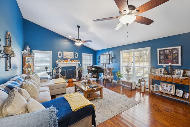 3280 Bethel Rd, Smithville, TN 37166