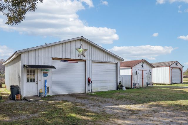 3280 Bethel Rd, Smithville, TN 37166