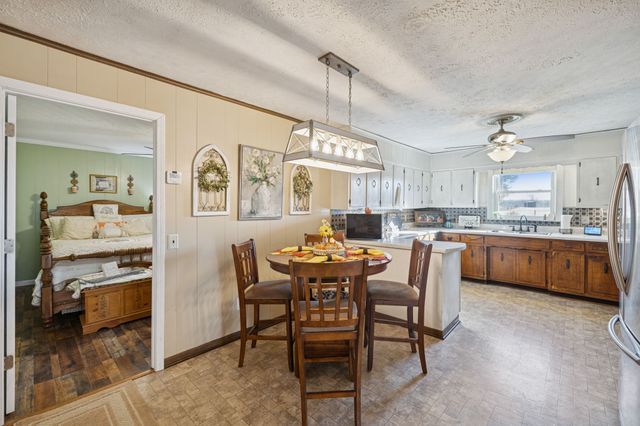 3280 Bethel Rd, Smithville, TN 37166