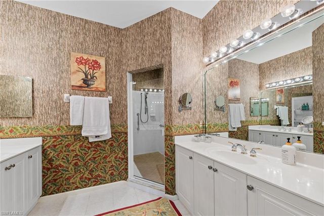 3920 Deer Crossing CT 2, Naples, FL 34114