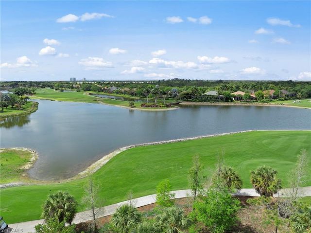 3920 Deer Crossing CT 2, Naples, FL 34114