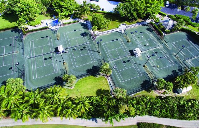 3920 Deer Crossing CT 2, Naples, FL 34114