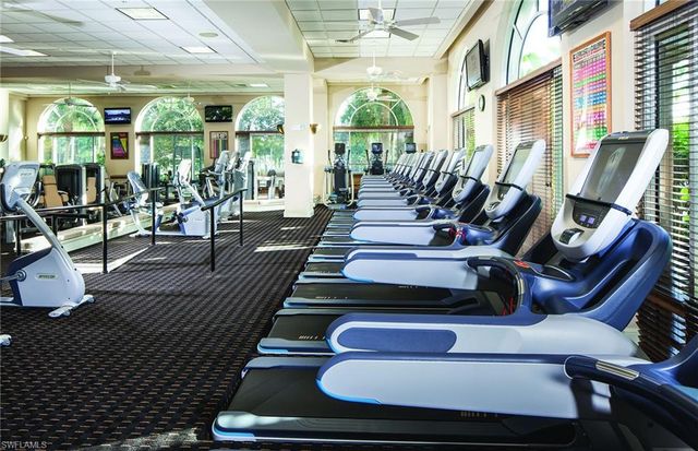 3920 Deer Crossing CT 2, Naples, FL 34114