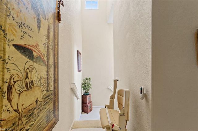 3920 Deer Crossing CT 2, Naples, FL 34114