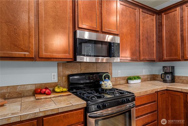 4908 154th Avenue Ct E, Sumner, WA 98390