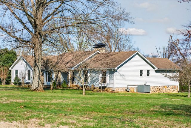 1610 Stop 30 Rd, Hendersonville, TN 37075