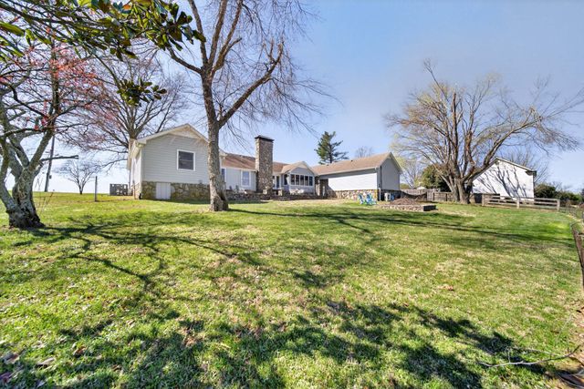 1610 Stop 30 Rd, Hendersonville, TN 37075