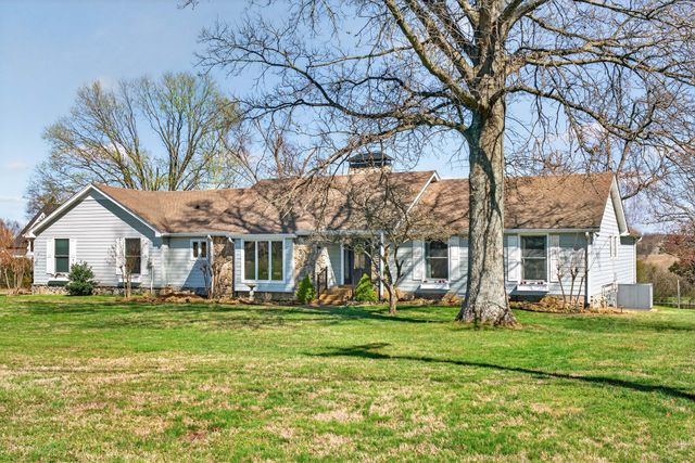 1610 Stop 30 Rd, Hendersonville, TN 37075