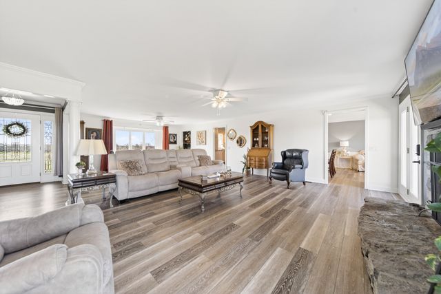 1610 Stop 30 Rd, Hendersonville, TN 37075