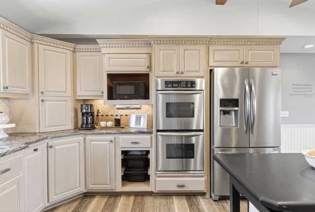 1610 Stop 30 Rd, Hendersonville, TN 37075