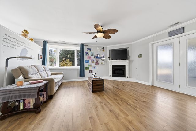 1610 Stop 30 Rd, Hendersonville, TN 37075