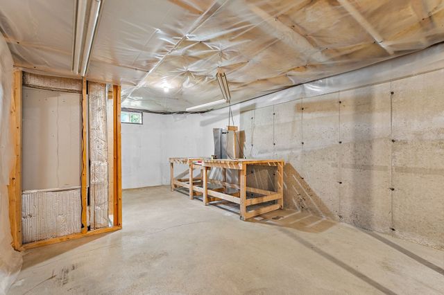 208 Sw Main St, Douglas, MA 01516