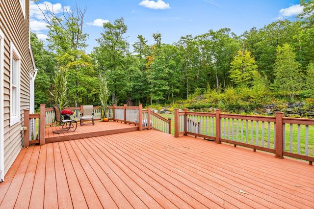 208 Sw Main St, Douglas, MA 01516