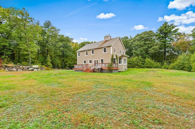 208 Sw Main St, Douglas, MA 01516