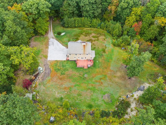 208 Sw Main St, Douglas, MA 01516