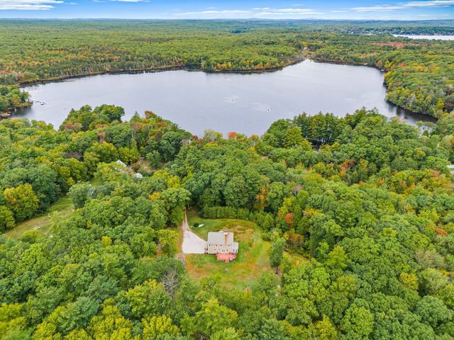 208 Sw Main St, Douglas, MA 01516