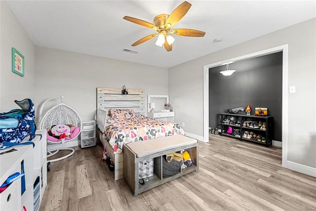 2907 Mary Ann Street, Sulphur, LA 70663