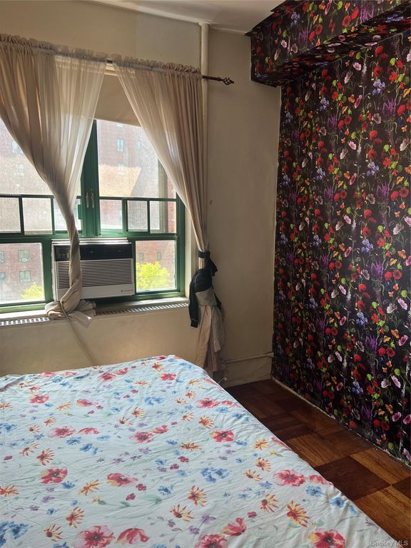 1651 Metropolitan Avenue 5H, Bronx, NY 10462