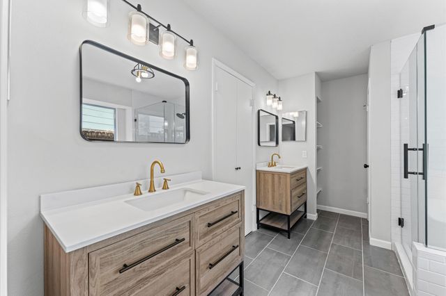 15439 Woodhorn Drive, Houston, TX 77062