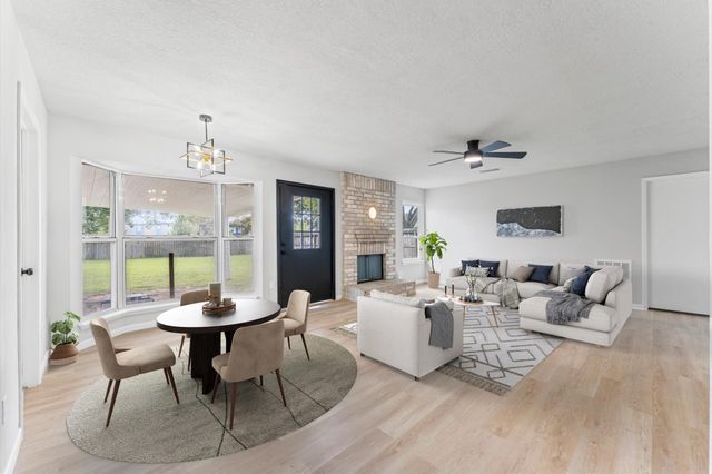 15439 Woodhorn Drive, Houston, TX 77062