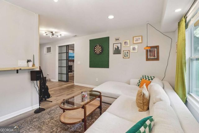 3276 Foxwood Trail SE, Smyrna, GA 30082