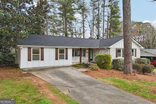 3276 Foxwood Trail SE, Smyrna, GA 30082