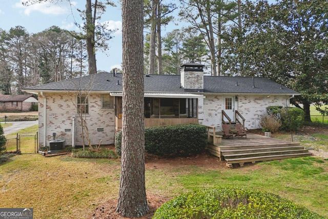 3276 Foxwood Trail SE, Smyrna, GA 30082