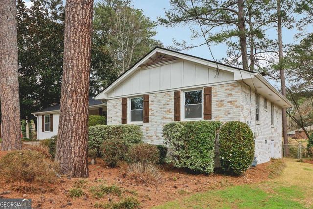 3276 Foxwood Trail SE, Smyrna, GA 30082