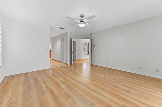 13772 Ishnala Circle, Wellington, FL 33414