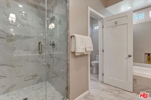 148 S Crescent Drive 101, Beverly Hills, CA 90212