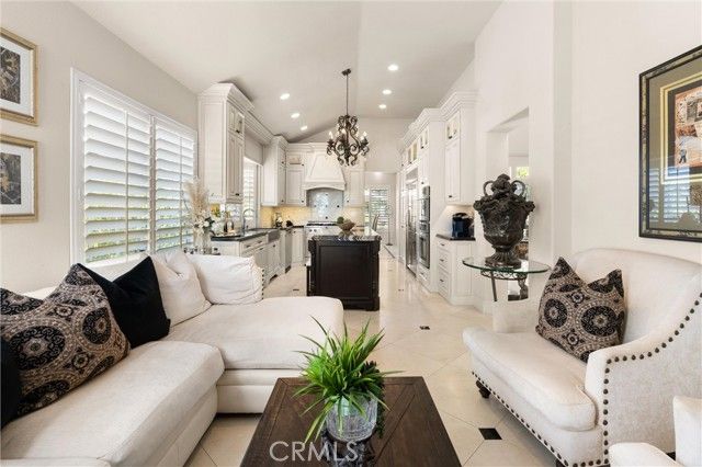 4 Riviera, Laguna Hills, CA 92679