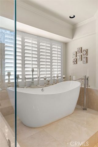 4 Riviera, Laguna Hills, CA 92679