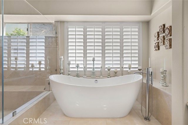 4 Riviera, Laguna Hills, CA 92679