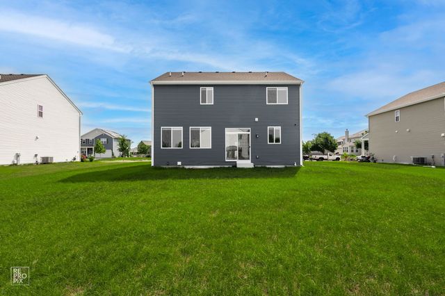 714 Juniper Street, Oswego, IL 60543