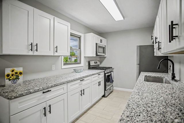 3300 Longlois Drive, Lafayette, IN 47904