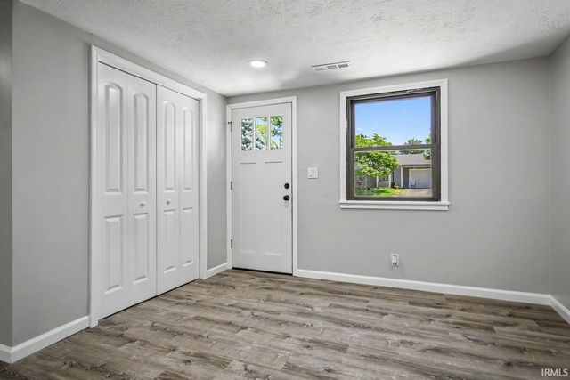 3300 Longlois Drive, Lafayette, IN 47904