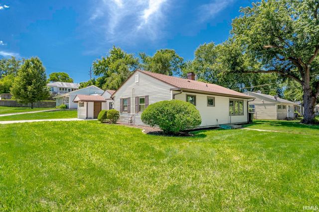 3300 Longlois Drive, Lafayette, IN 47904