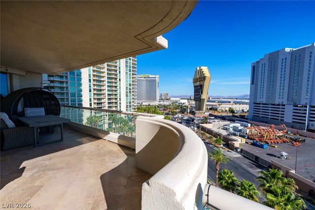 2877 Paradise Road 805, Las Vegas, NV 89109