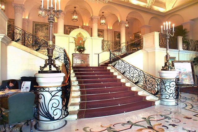 2877 Paradise Road 805, Las Vegas, NV 89109