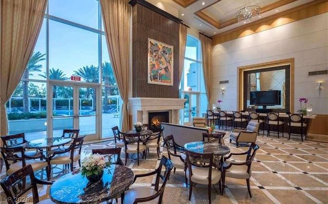 2877 Paradise Road 805, Las Vegas, NV 89109