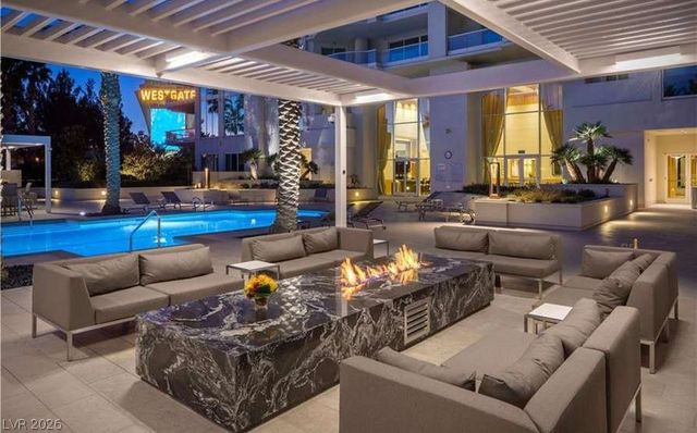 2877 Paradise Road 805, Las Vegas, NV 89109