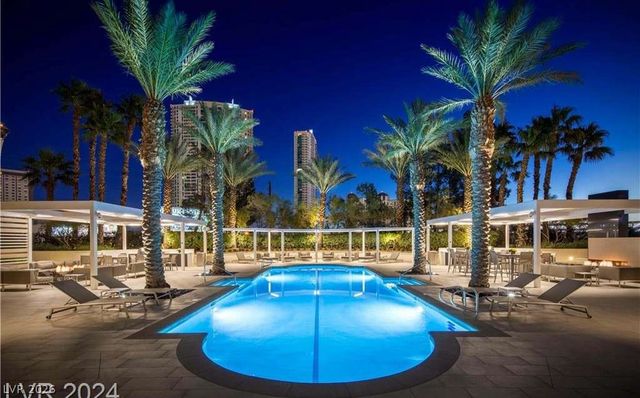 2877 Paradise Road 805, Las Vegas, NV 89109