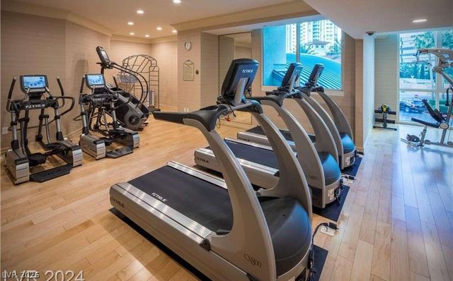 2877 Paradise Road 805, Las Vegas, NV 89109