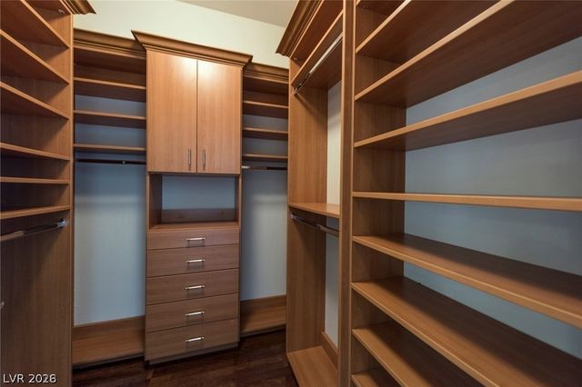 2877 Paradise Road 805, Las Vegas, NV 89109